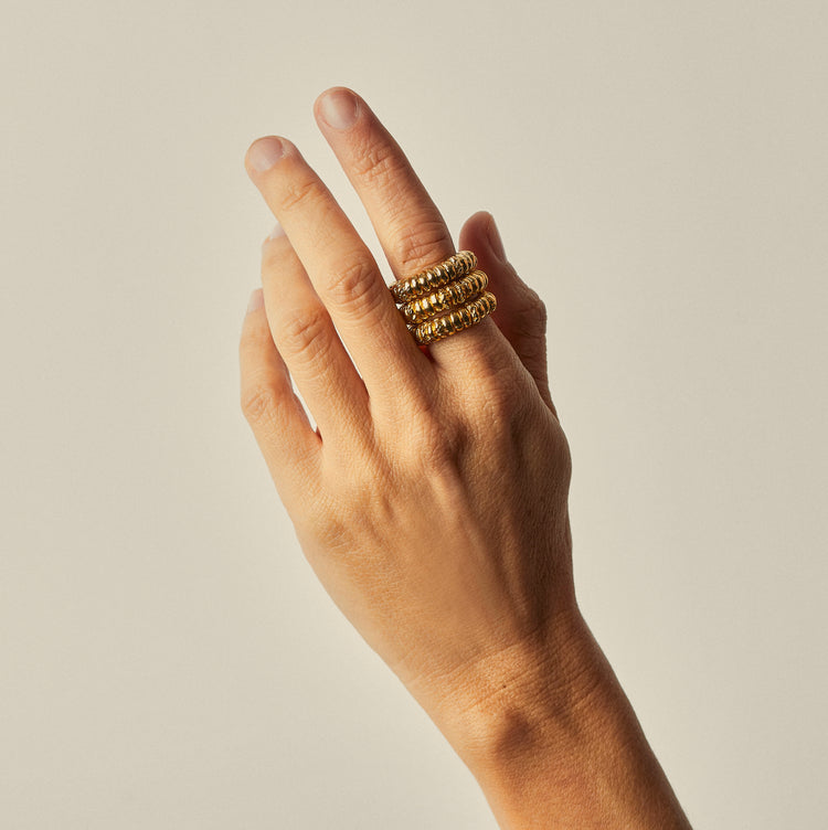 AURA RING