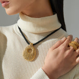 SMALL MANUELA PENDANT